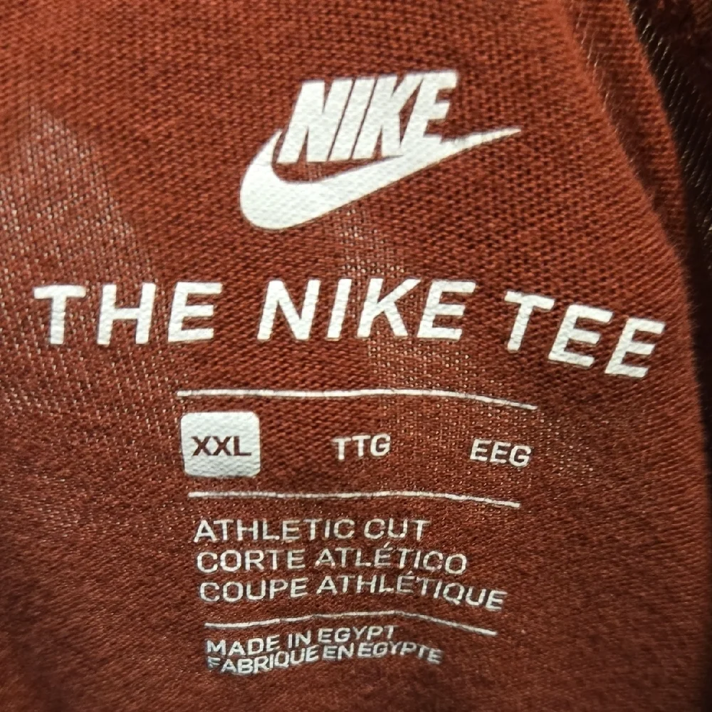 Nike Air Force 1 Bomber Maroon Camo‎ Tee